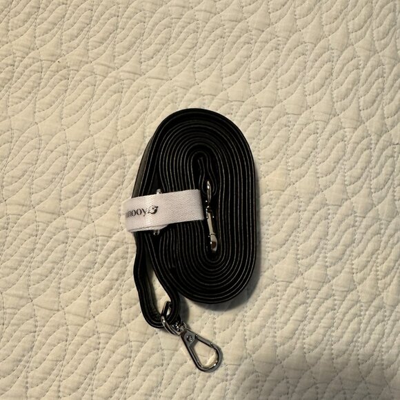 Minooy Aphrodite Phone Crossbody Bag 1.5L in Black - Picture 3 of 4